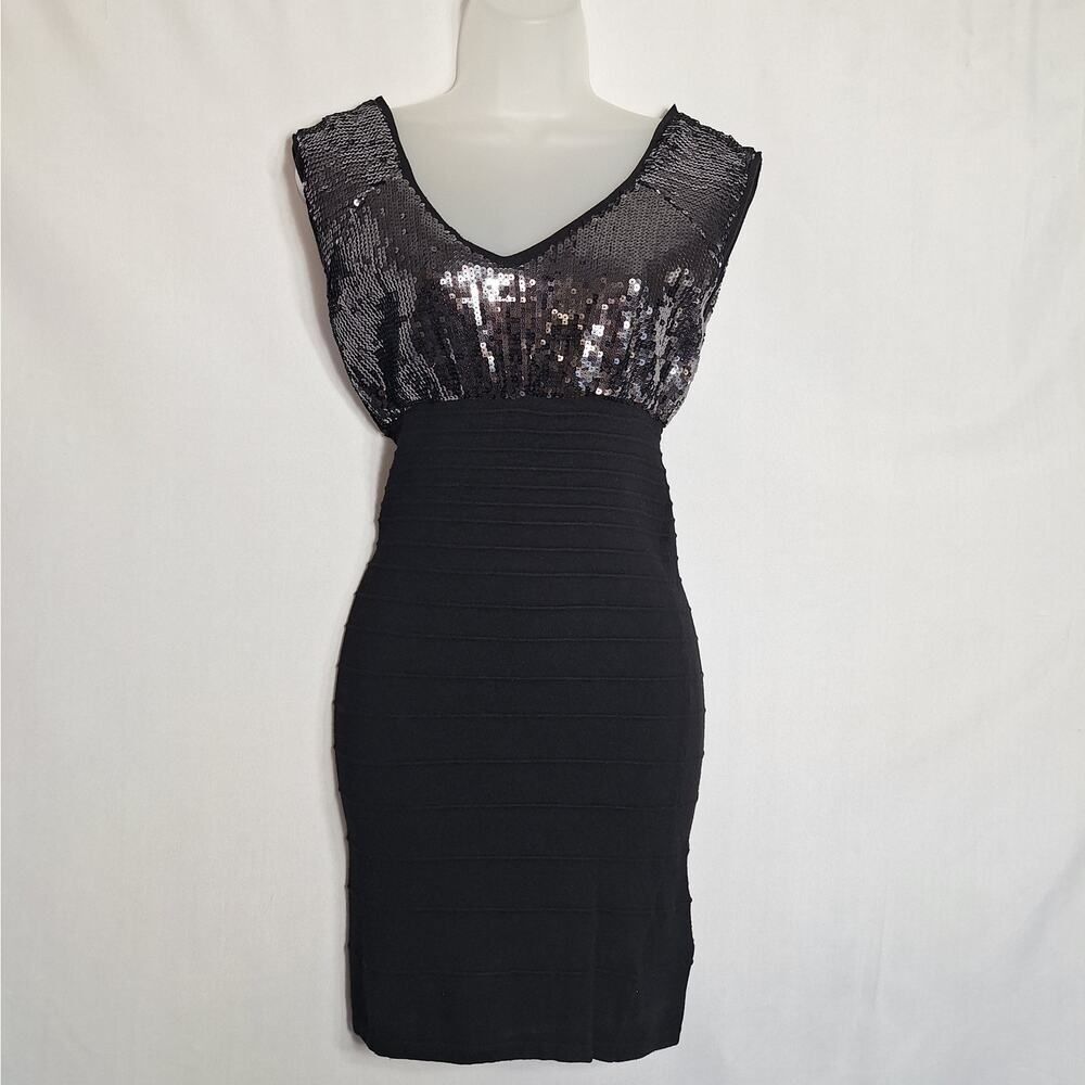 Guess Black Sequin Mini Cocktail Dress Sleeveless Textured Bodycon Small Womens